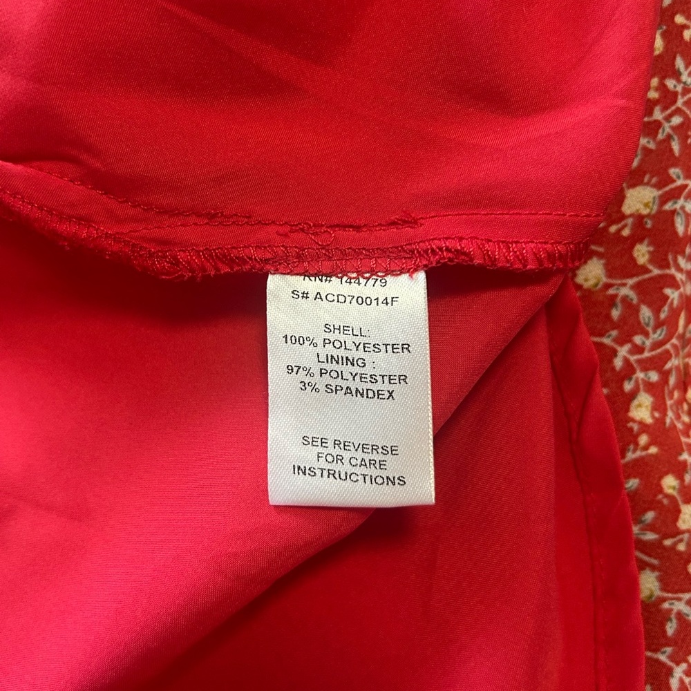 Vici Red Floral Tie-Front Long Sleeve Dress - Picture 11 of 13